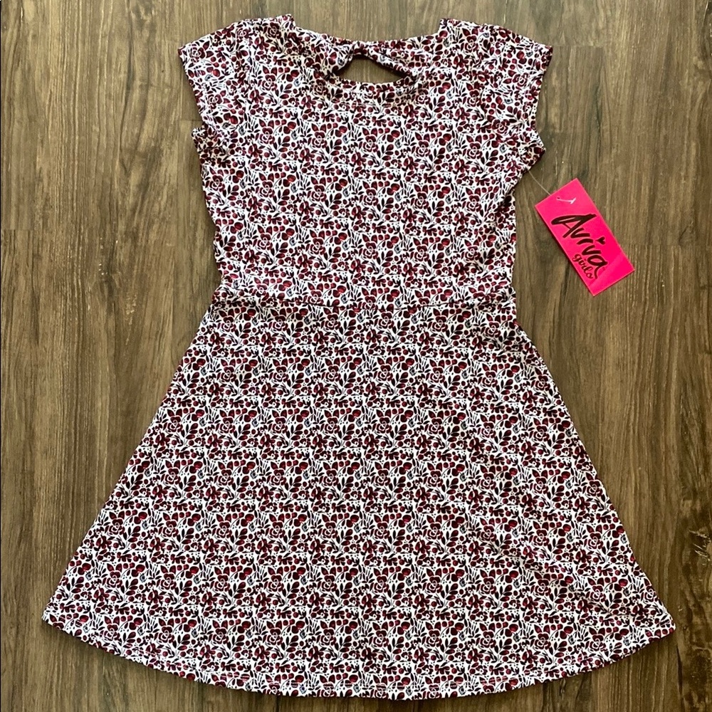 NWT Adorable Floral Print Casual Dress